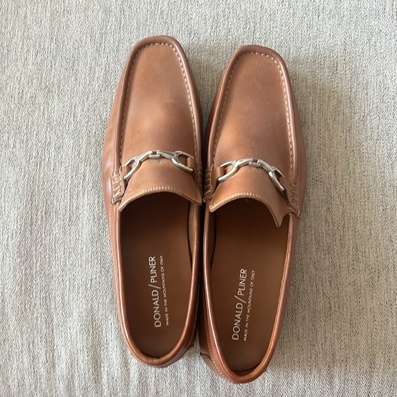 Donald Pliner Dress Shoes - Picture 3 of 4